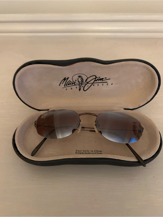 Maui Jim Accessories - Maui Jim Brown Gradient Oval Sunglasses with Gold Frame